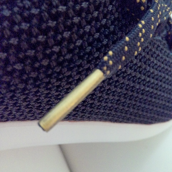 New Under Armour With Ripple MTL Grey Women's Size US 10 - Picture 8 of 17